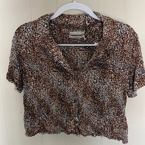 Print t shirt with loose collar